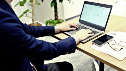 カスタム投稿記事一覧を表示する方法とターム指定する方法